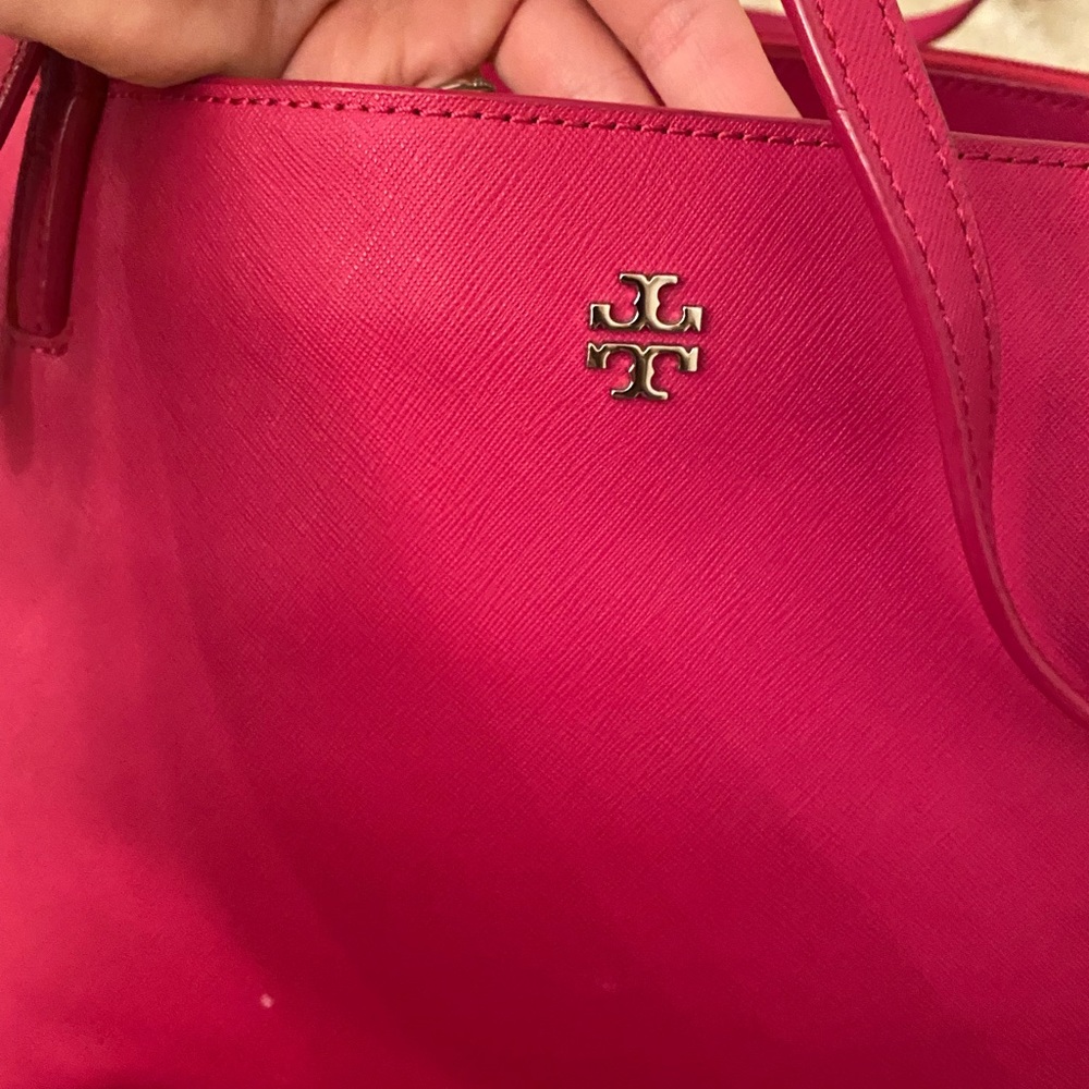 Tory Burch Emerson Large Hot Pink Saffiano Leather Buckle Tote - Picture 4 of 16